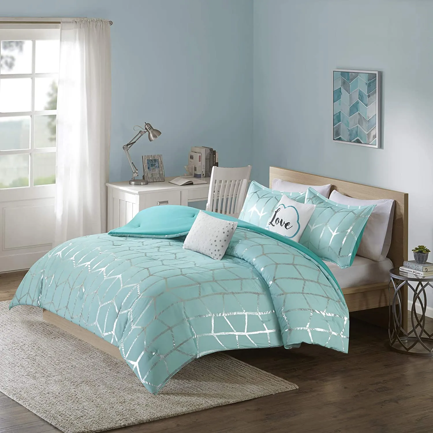 The Metallic Aqua Bed Set