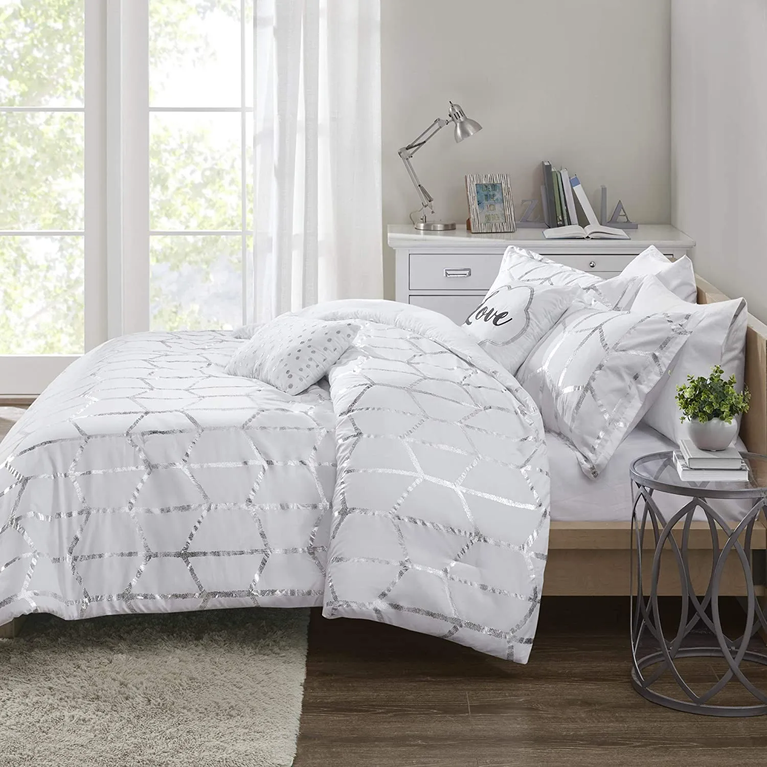 The Metallic White Bed Set