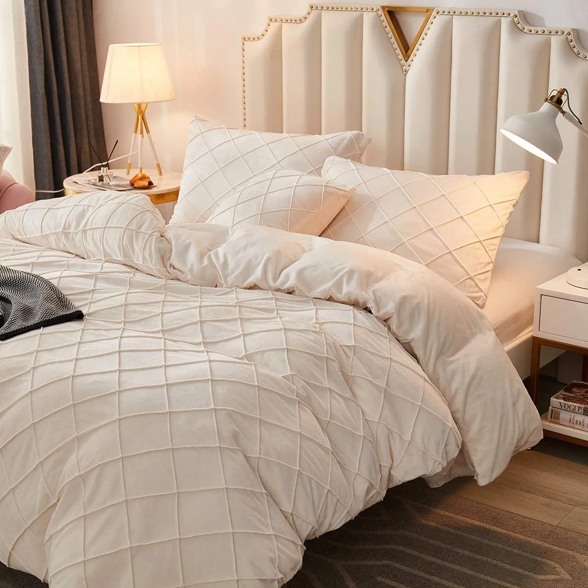 The Softy Diamond Beige Bed Set